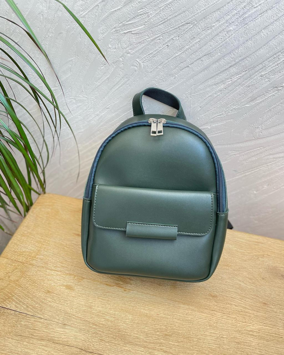 ТЕМНО-ЗЕЛЕНИЙ — якісний фабричний заокруглений рюкзак із металевою фурнітурою, з кишенею спереду (Луцьк, 779) 4815925