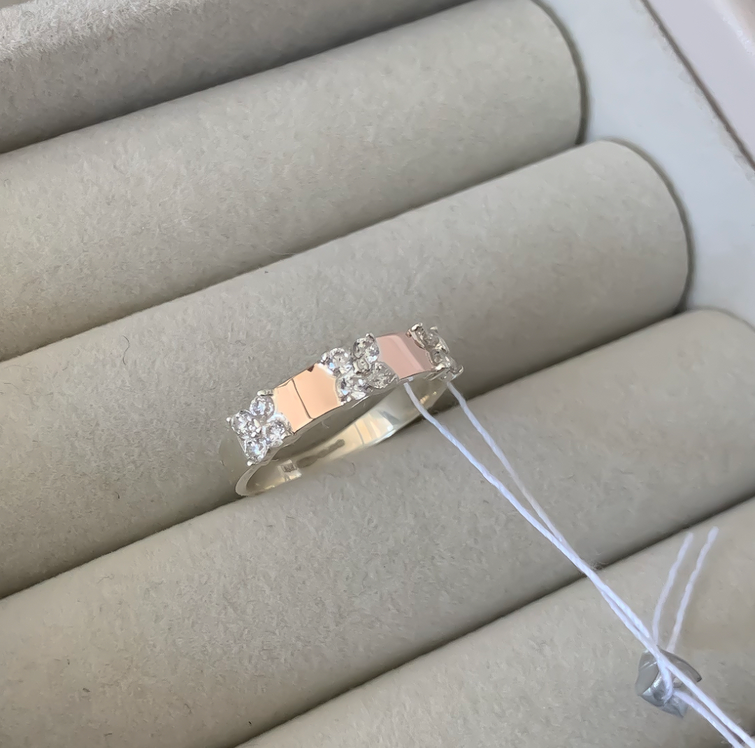 Срібна каблучка із золотом і цирконієвими квіточками «Сеньйора», фото 1