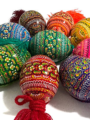 Великодні писанки з китицею на шнурку розписні набір 9 шт / Писанка дерев'яна декоративна