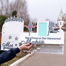 Медальниця. Медальница для бігу. Холлдер для медалей. Полиця для бігу Марафон. Медальниця для марафонця