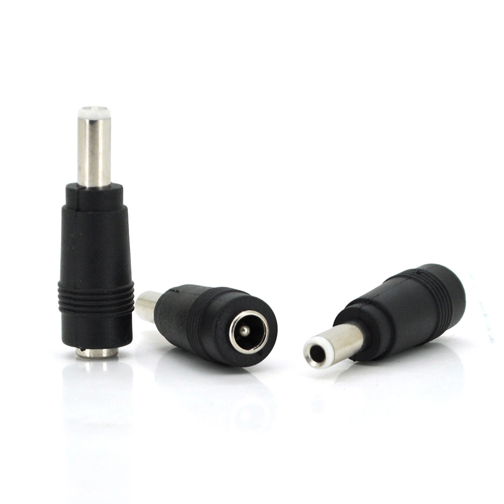 Перехідник DC 5.5x2.1mm (мама) - 5.5x2.5mm (тато) White, артикул 2153, для підключення пристроїв до живлення.