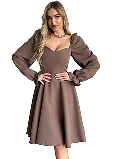 Жіноча сукня кольору мокко з костюмної тканини – елегантність у кожній деталі