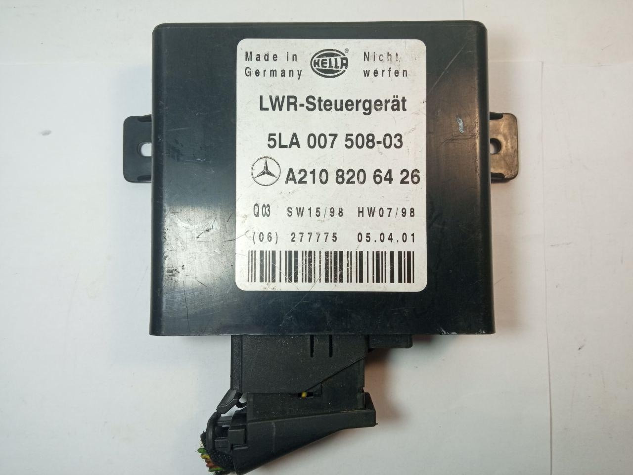 Блок керування світлом фар Mercedes A210 820 64 26 5LA 007 508-03