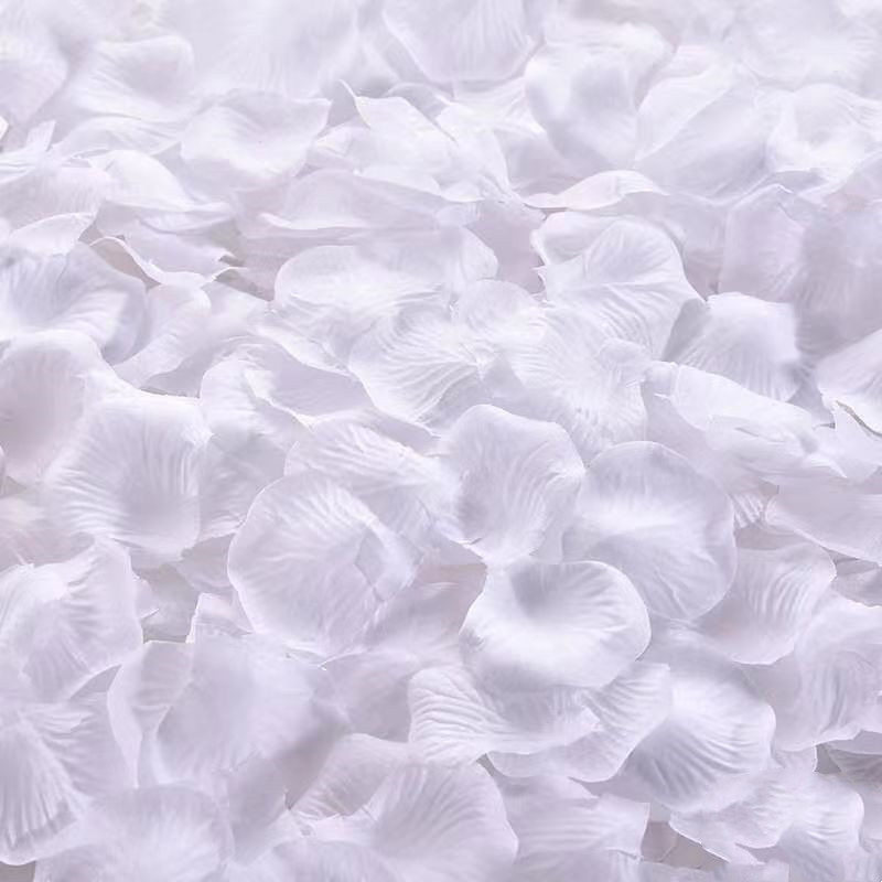 Пелюстки троянд на весілля штучні 100 штук 45 на 45 мм білий, фото 1