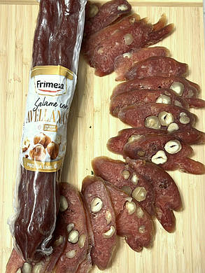 Ковбаса салямі з фундуком Frimesa Salame Avellanas +/- 250 г (Італія), фото 1