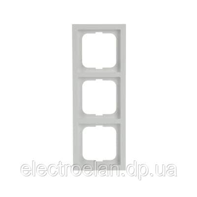 Рамка потрійна ABB FUTURE біла 1723-184K-500