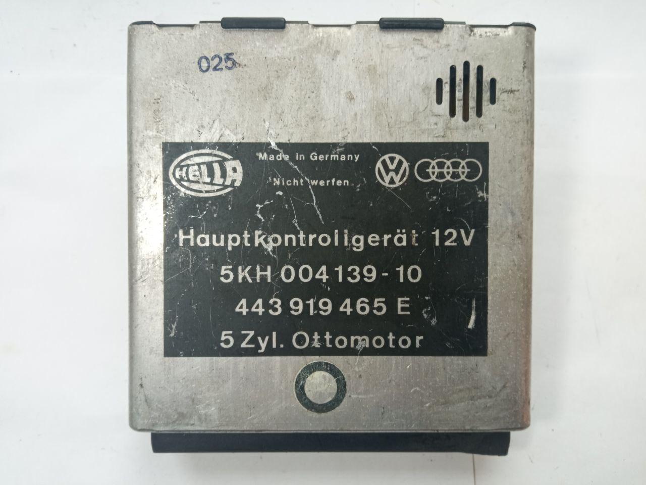 Електронний блок керування Audi /Volkswagen 5KH 004139-10 443919 465E 5Zyl