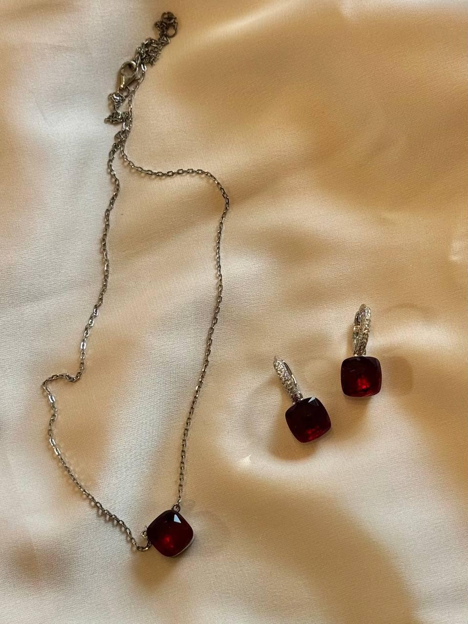 Помелато підвіска та сережки / Pomellato з червоним камінням, фото 1