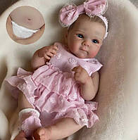 Реборн Лялька пупс дівчинка Reborn baby см з одягом вініл силікон можна купати з аксесуарами рухлива doll