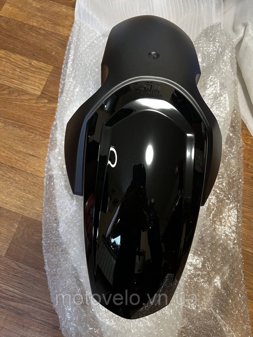 Пластик крило переднє SPARK SP200R-32 чорний