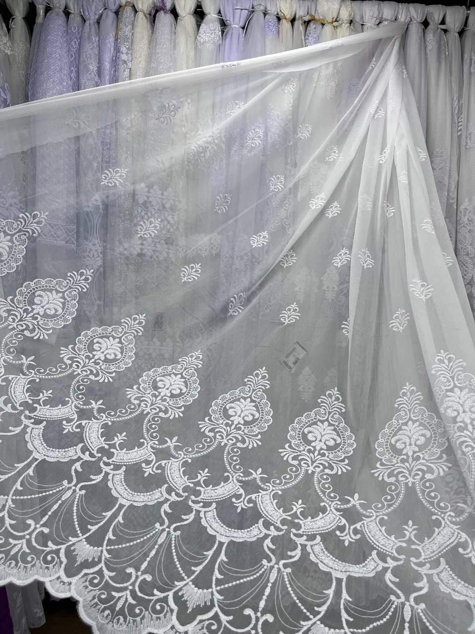 Тюль бамбук заввишки 2,8 м. біла