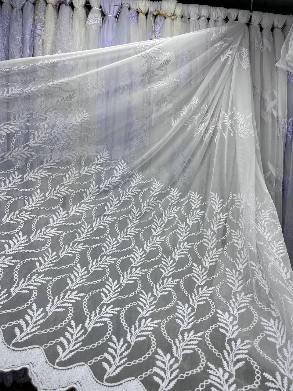 Тюль бамбук на шинилевій нитці заввишки 2,8 м. біла