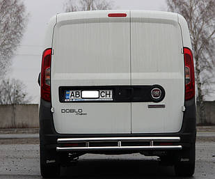 Захист заднього бампера нерж Fiat Doblo II 2005-