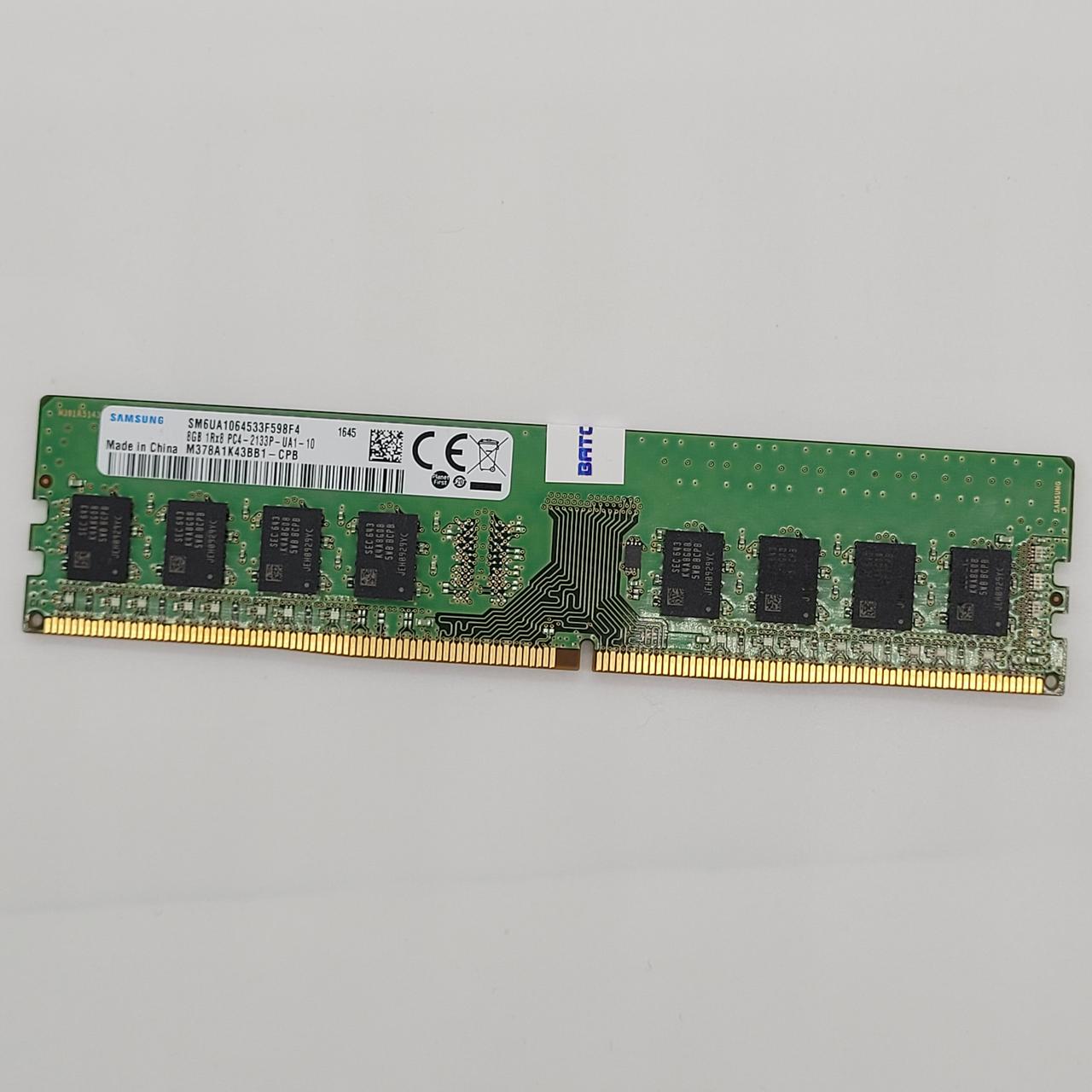 Оперативна пам'ять Samsung DDR4 8Gb 2133MHz 2133P PC4-17000U 1R8 CL15 (M378A1K43BB1-CPB) Б/В