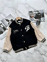 Бомбери на дівчинку