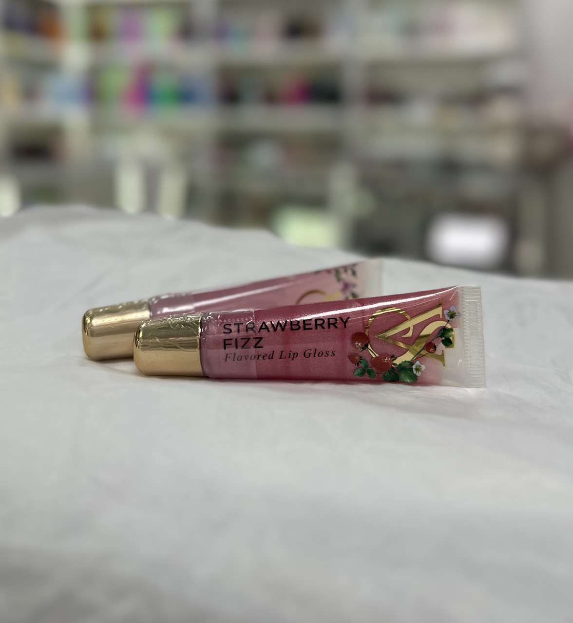 Блиск для губ Victoria's Secret Flavored Lip Gloss  Strawberry Fizz 13г