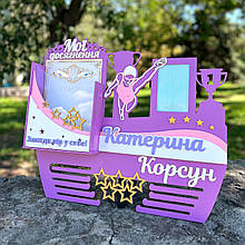 Медальниця для нагород. Холдер для плавання. Поличка для нагород.Холдер для медалей.