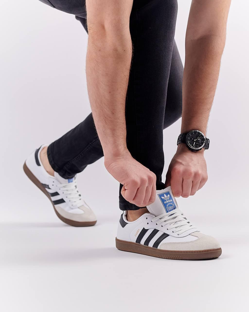 Чоловічі шкіряні замша кросівки Adidas Originals Samba White, кеди Адідас білі шкіра замшеві. Чоловіче взуття