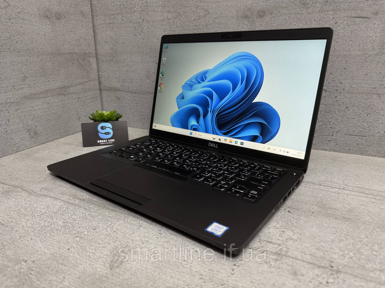I7-8665u Потужний ноутбук Dell 5400 8gb ddr4 256gb ssd 14” FullHD ips