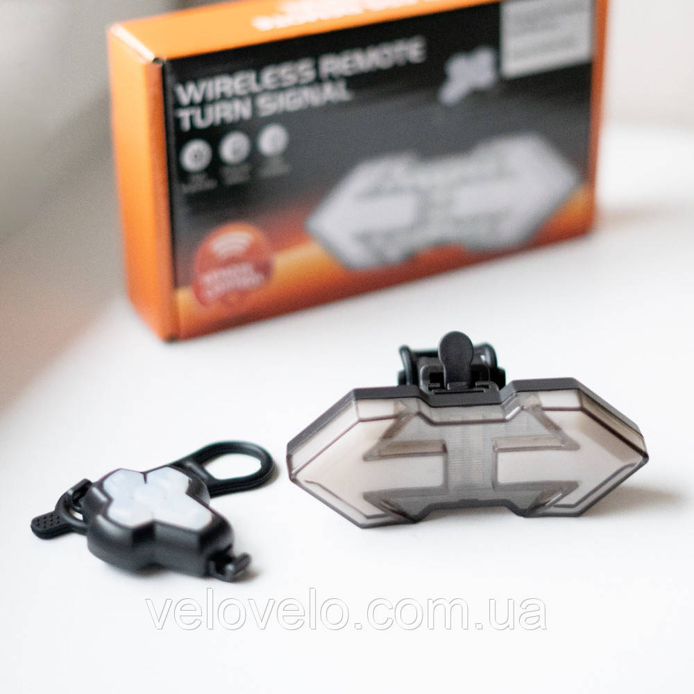 Ліхтар задній H040 з поворотами акум.500mAh, type-C