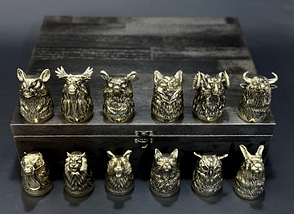 Набір чарок перевертей з бронзи "Мисливські" 12 штук у подарунковому дерев'яному футлярі ручна робота