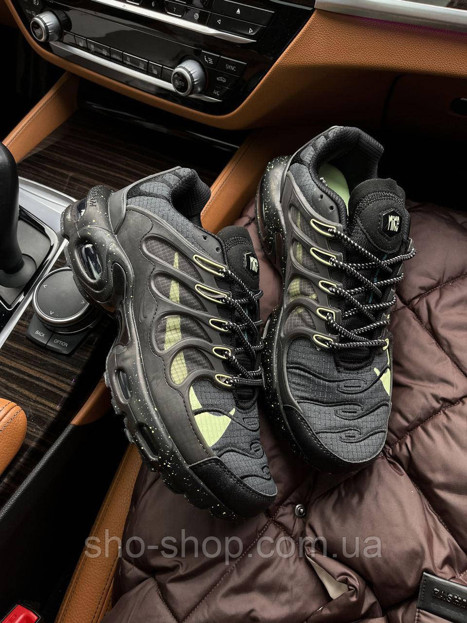 Кросівки Nike Air Max Plus Triple