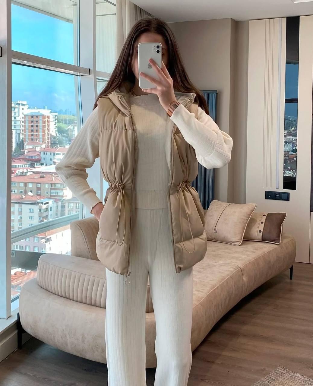 Жіноча жилетка безрукавка з якісної плащівки, фото 1