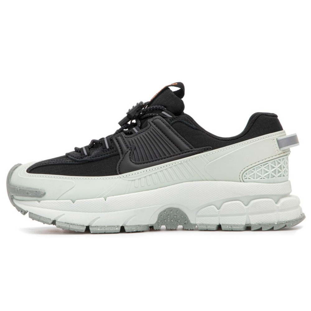 Чоловічі / жіночі кросівки Nike Zoom Vomero Roam Black Light Silver FV2295-001, найк зум вомеро роам