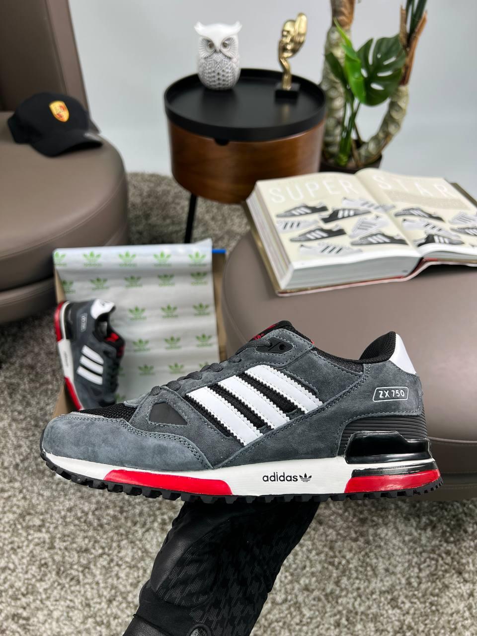 Чоловічі кросівки замша текстиль Adidas ZX 750 Grey White, чоловічі кеди Адідас сірі замшеві. Чоловіче взуття