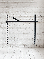 Перекладина для одягу 1 м овал чорного кольору