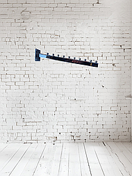 Кронштейни для магазину одягу овальні настінні без вигину