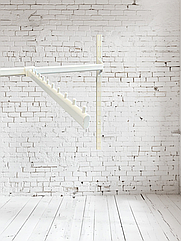 Вішало для одягу біле на перемичку