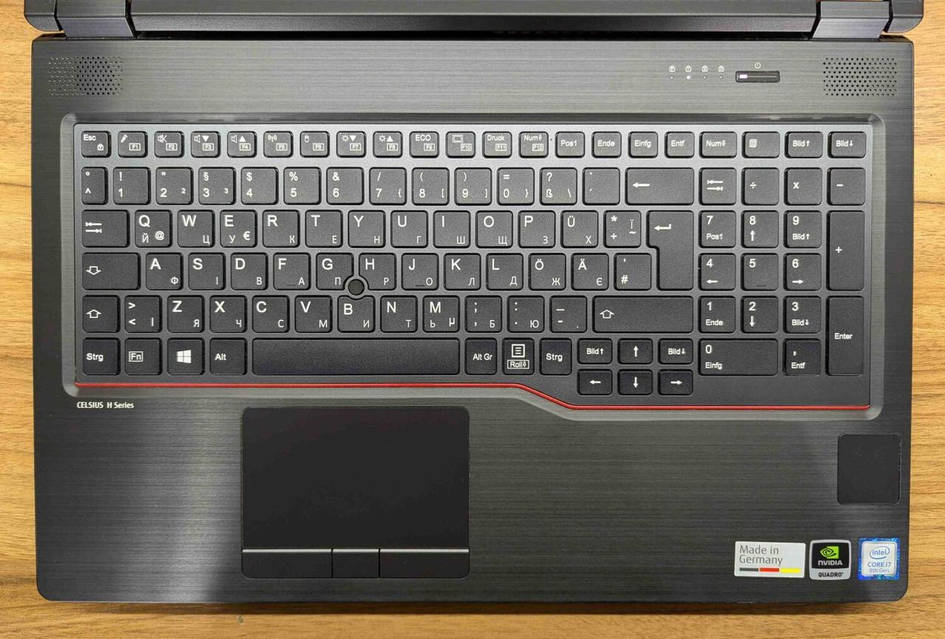 Ноутбук Fujitsu Celsius H780/ 15.6