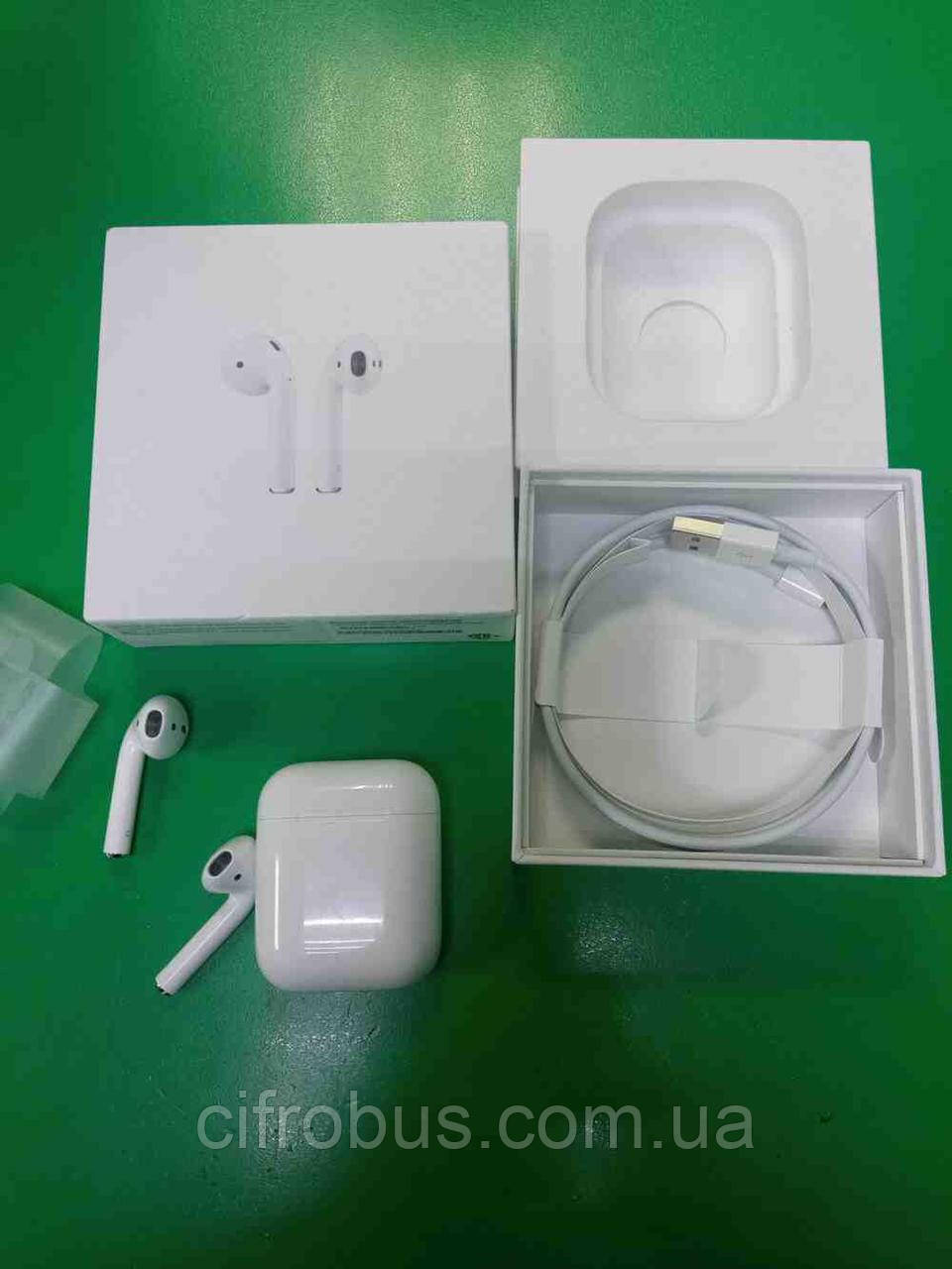 Наушники Bluetooth-гарнитура Б/У Apple AirPods 2 (A1602)