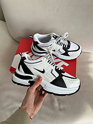 Nike Pro Black/White 37