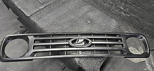 Решітка радіатора Urban Декоративна решітка радіатора Урбан на ВАЗ 2131 (21314) НІНВА Кедр