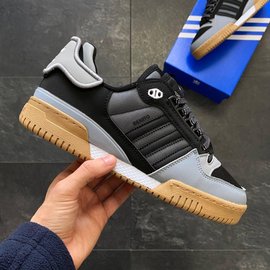 Adidas Bad Bunny Benito 42
