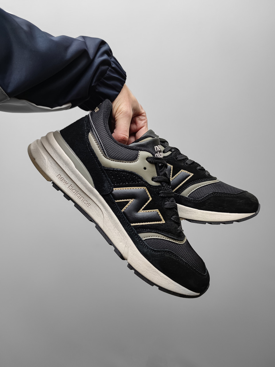 New Balance 997 Black / Haki
