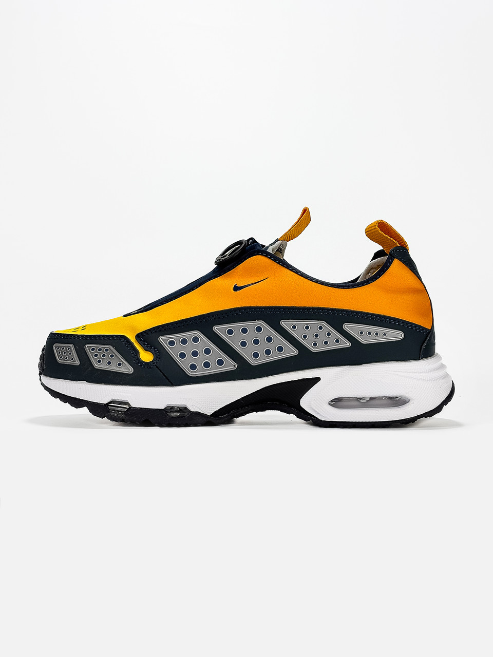 Nike Air Max SNDR  Sunder Canyon Gold and Deep Ocean 38