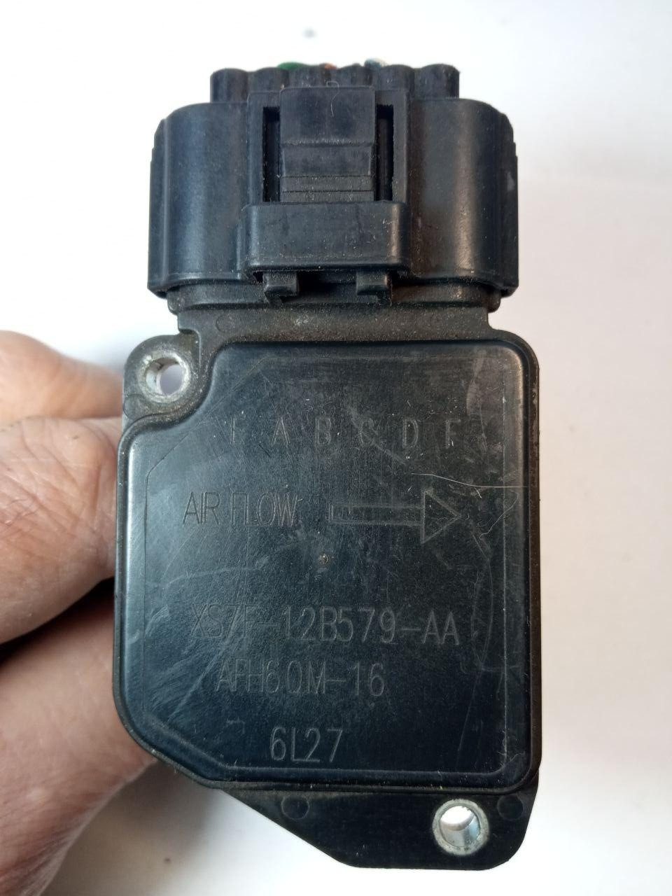 Витратомір повітря Ford XS7F-12B579-AA /AFH60M-16/ 6L27