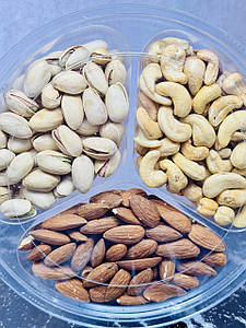 Набір Смажених Горіхів Фісташка Кеш'ю Мигдаль