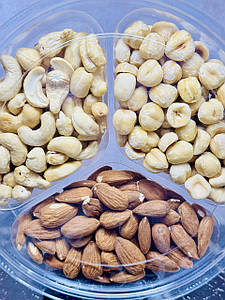 Набір Сирих Горіхів Кеш'ю Фундук Мигдаль