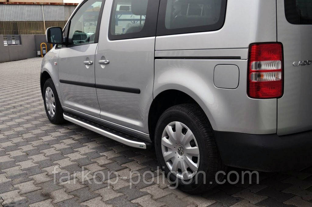 Бокові пороги Fullmond (2 шт., алюм) Стандартна база для Volkswagen Caddy 2004-2010 рр