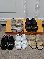 Босоніжки LV