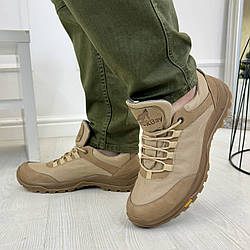 Чоловічі кросівки, натуральна шкіра нубук. Колір бежевий. 41-43 розміри