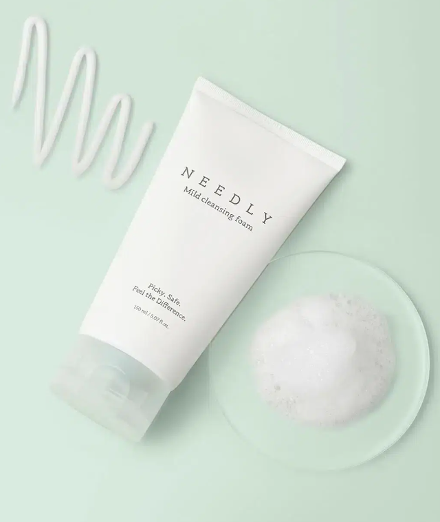 Очищаюча пінка із заспокійливим ефектом Needly Очищаюча пінка для жирної шкіри Needly Mild Cleansing Foam