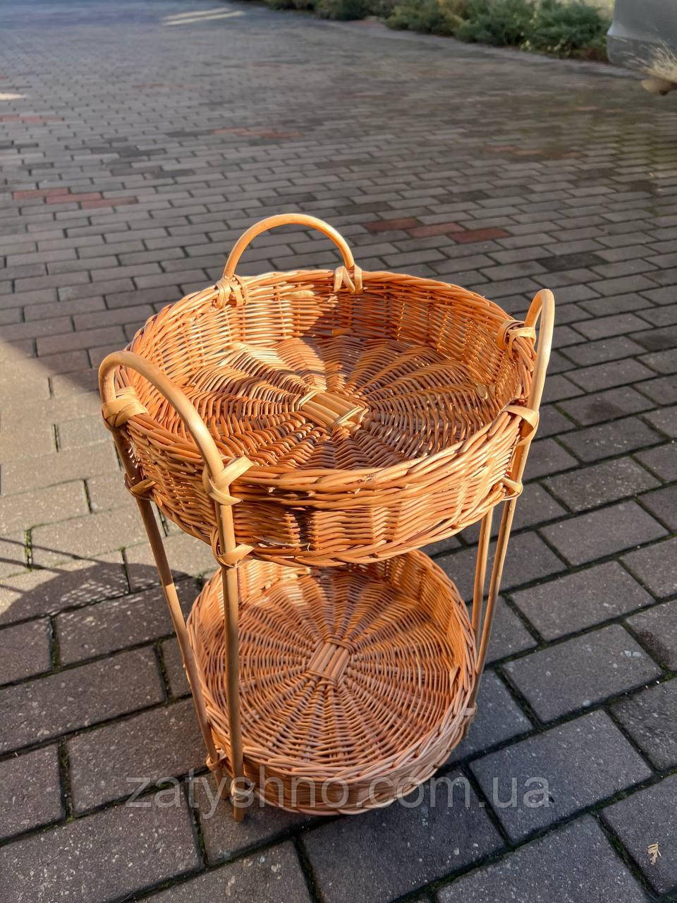 Приліжкова тумба з лози