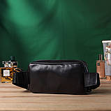 Прямокутна сумка-бананка для чоловіків із натуральної глянсової шкіри Shvigel 22825 Чорна, фото 10