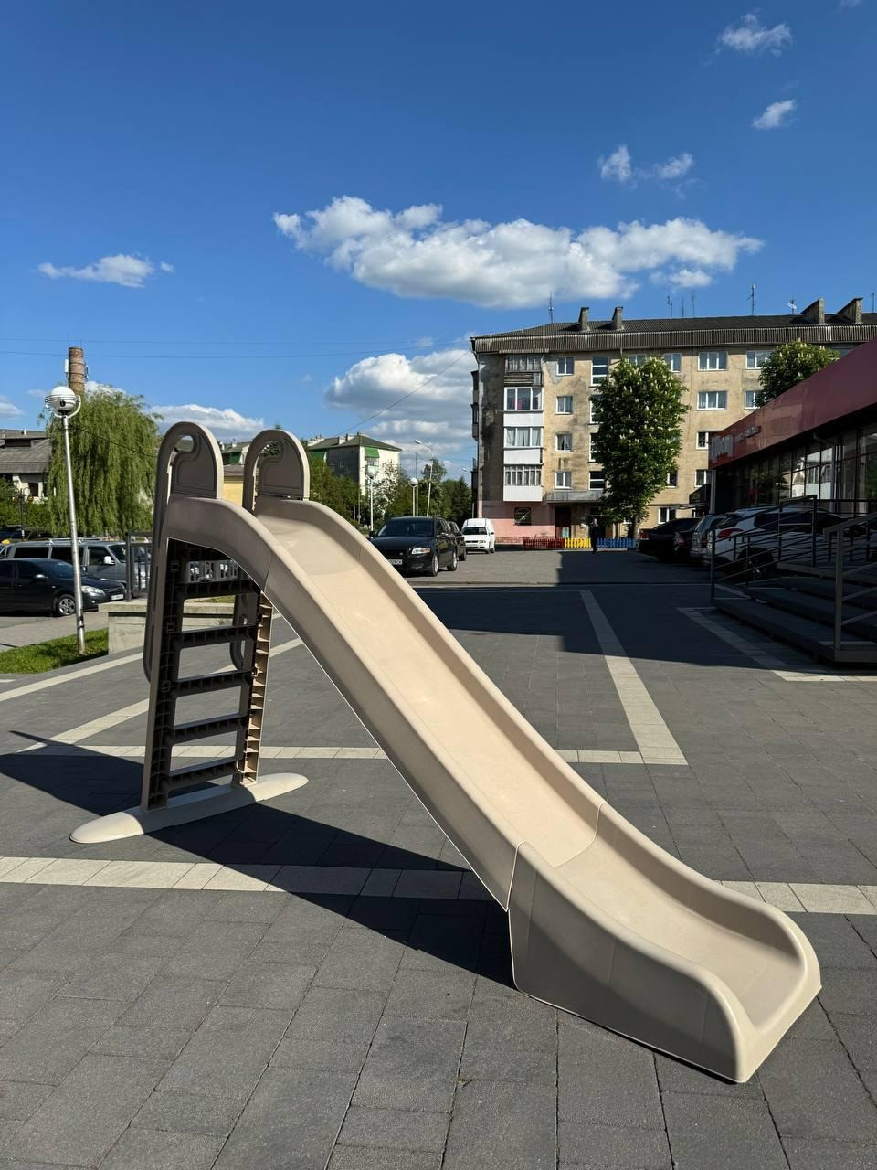 Гірка дитяча пластикова велика, 243 см Doloni (Бежева)