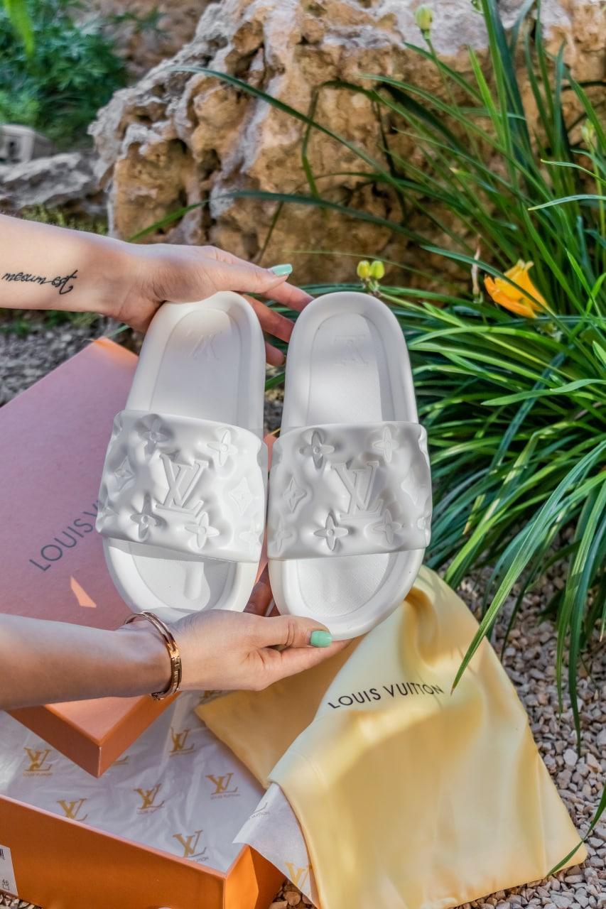 МЮЛІ POOL PILLOW white 37